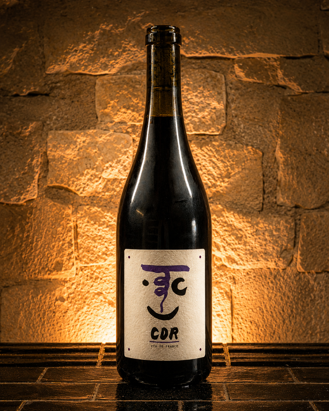Bouteille de CDR 2024 de Thibaud Capellaro, Côtes du Rhône issu de syrah et grenache élevés en barriques et demi-muids.
