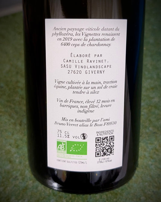 Les Vignettes 2024 de Camille Ravinet, chardonnay de Giverny issu d'un coteau argilo-calcaire à silex en Normandie.