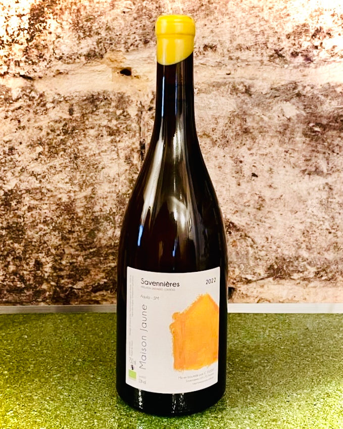 Aquila 2022 de Maison Jaune, Savennières de Jean-Claude Taddeï élaboré à partir de chenin sur terroir de schistes en Loire.