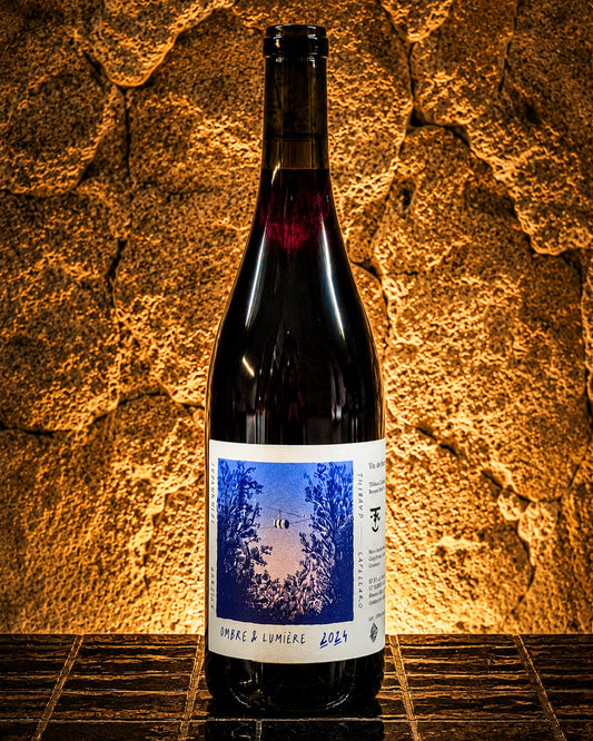 Bouteille d'Ombre et Lumière 2024 de Thibaud Capellaro et Étienne Seignovert, assemblage de syrah, grenache et viognier de la Vallée du Rhône.