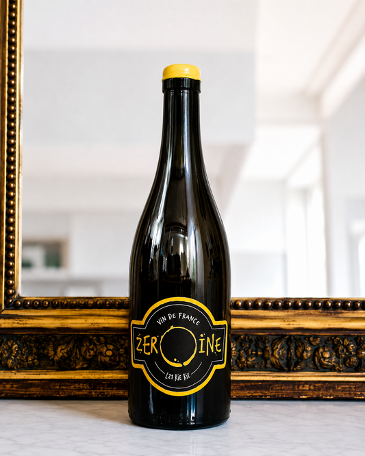 Bouteille de RieRie 2021 du domaine Zéroïne, riesling de Maylis Bernard élevé deux ans en foudre.